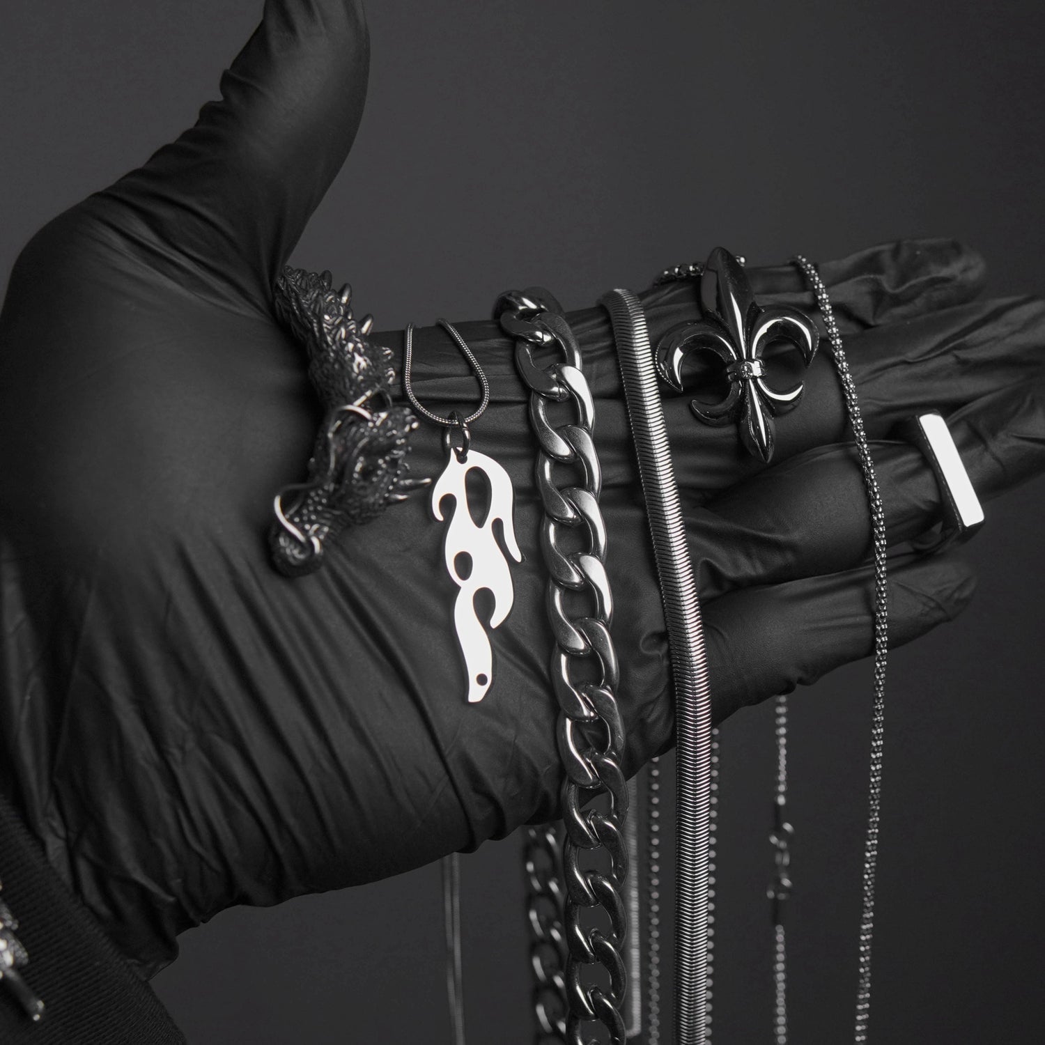 Jewelries
