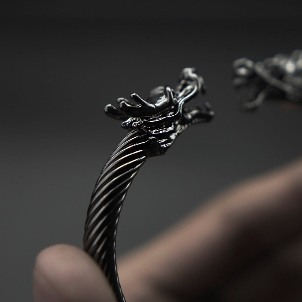 Demi Dragon Cuff