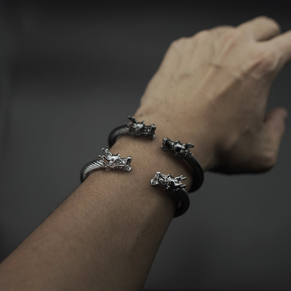 Demi Dragon Cuff
