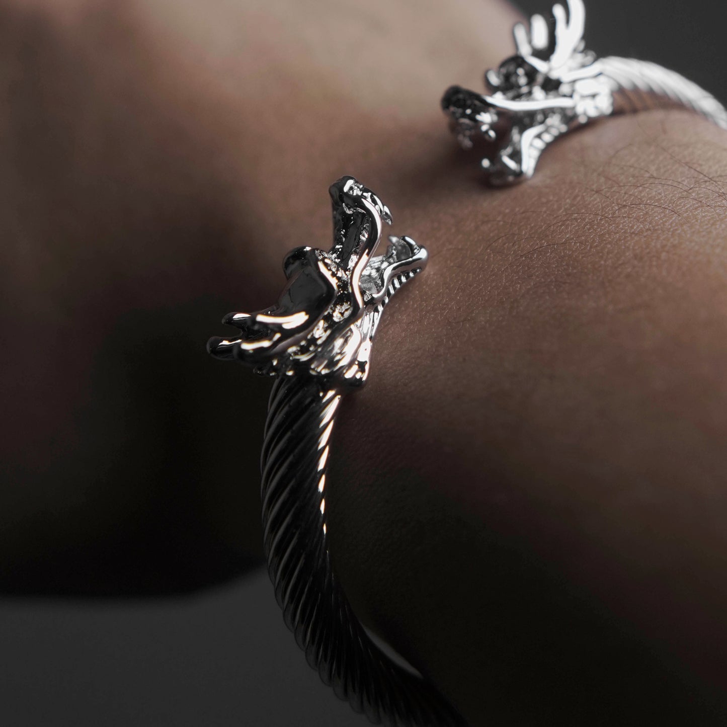 Demi Dragon Cuff
