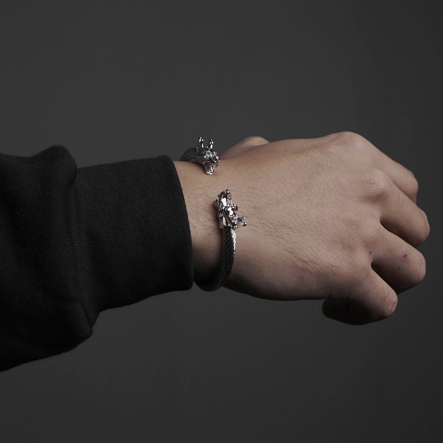 Demi Dragon Cuff