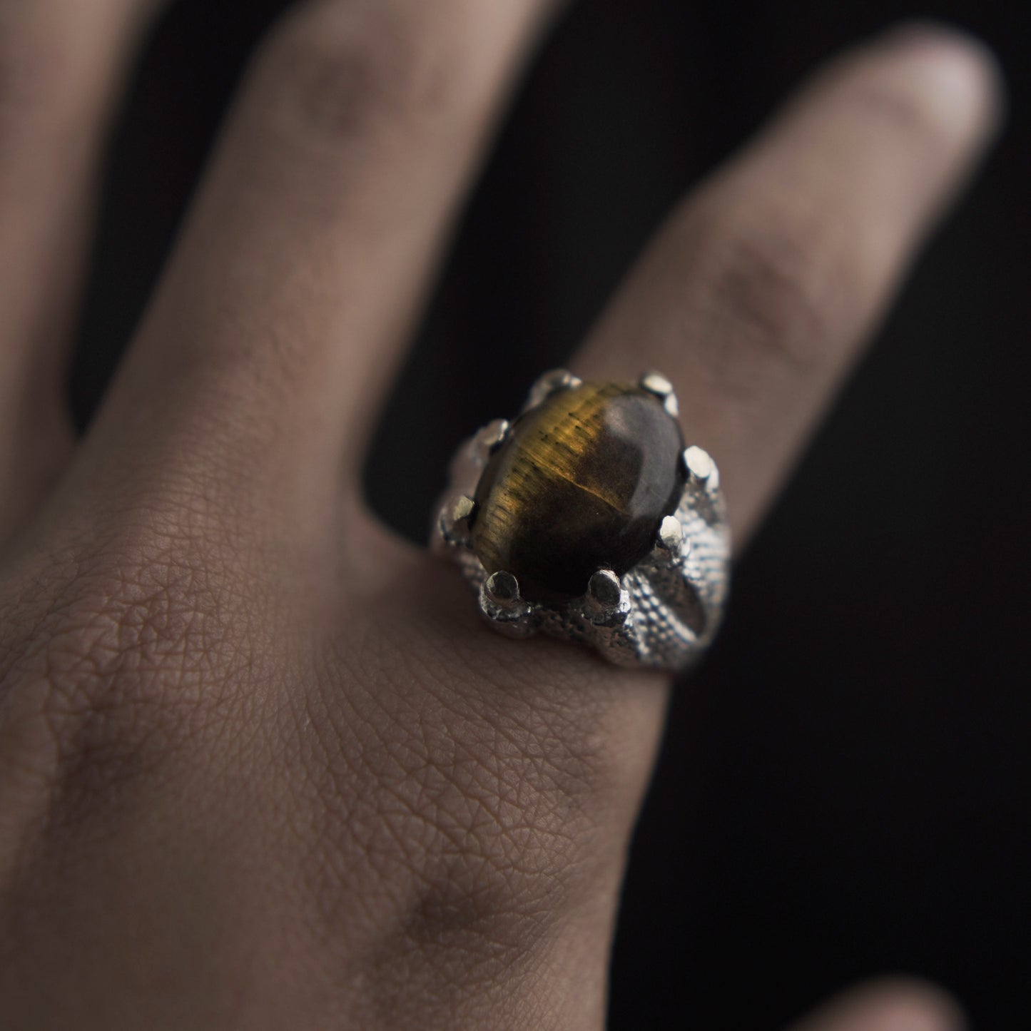 Tiger Claw Ring (Chaandi)